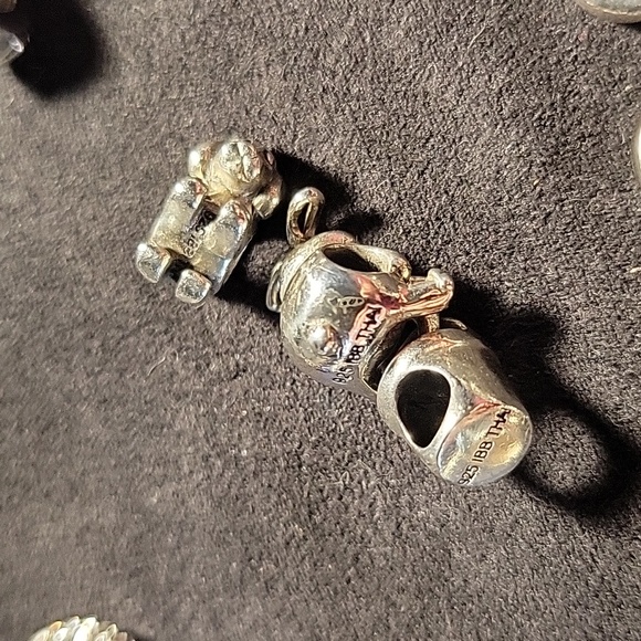 22 Individuality Beads - 925 SS Charms and 8.5" SS bracelet from Kohl's - Picture 8 of 12